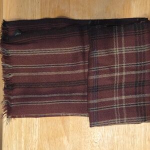 Banana Republic Unisex Maroon Plaid Scarf